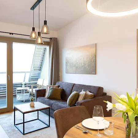 Appartement Frant Living - Naehe Zentrum Mit Balkon & Parkplatz *