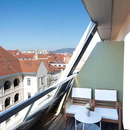 Appartement Frant Living - Naehe Zentrum Mit Balkon & Parkplatz *