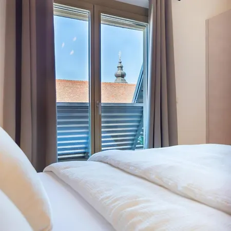Appartement Frant Living - Naehe Zentrum Mit Balkon & Parkplatz Graz