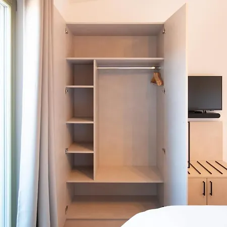 Frant Living - Naehe Zentrum Mit Balkon & Parkplatz Appartement Graz