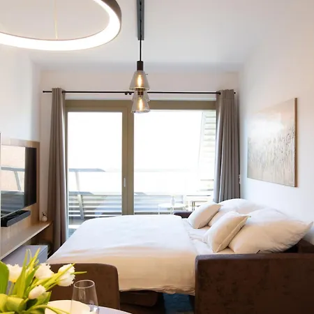 Appartement Frant Living - Naehe Zentrum Mit Balkon & Parkplatz Graz